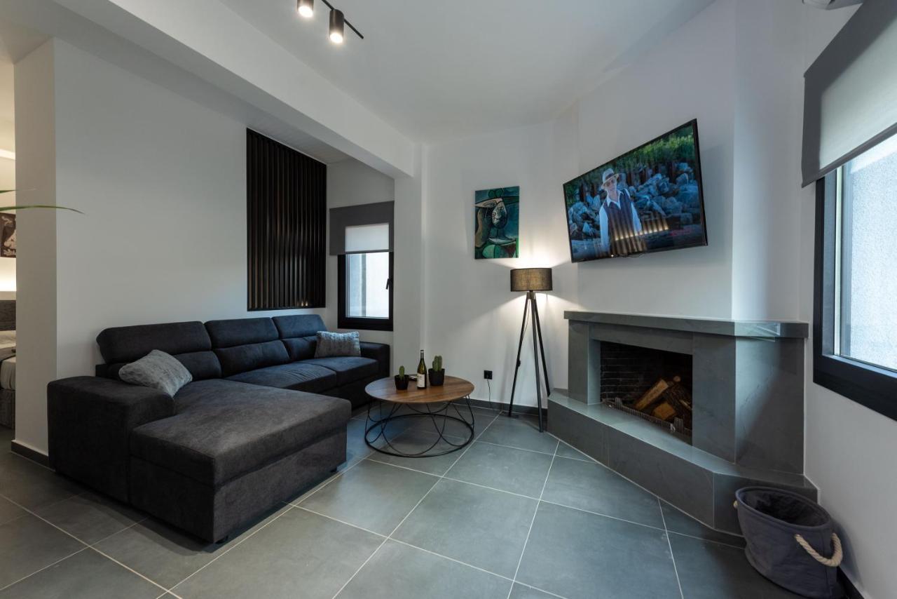 Frourio Lodge Α2 Larissa Extérieur photo